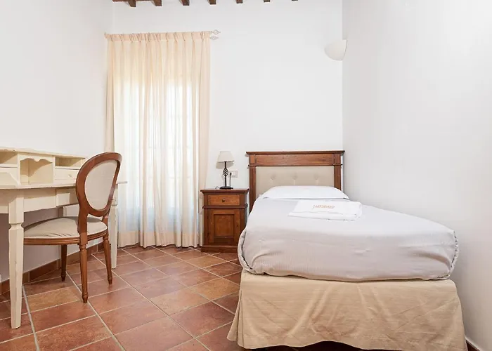 Salvapiano Ranch Agroturismo *